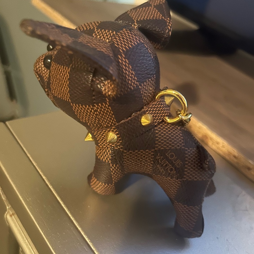 Luxury dog key chain